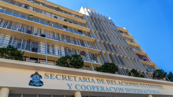 Nuevos embajadores de Honduras en el exterior