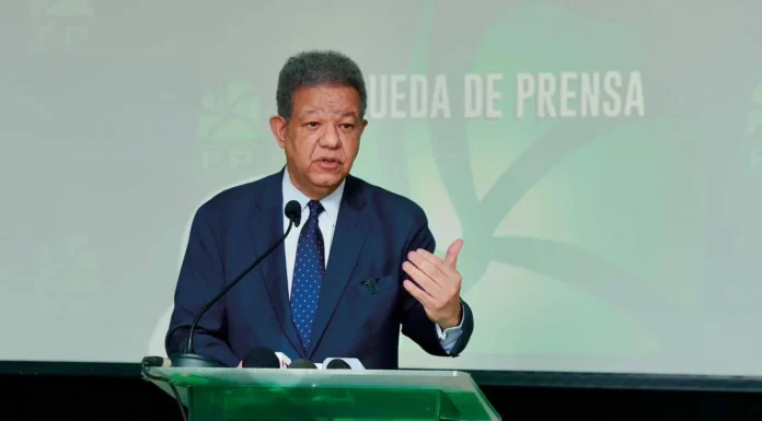 Leonel Fernández denuncia apoyo insuficiente a agricultores.