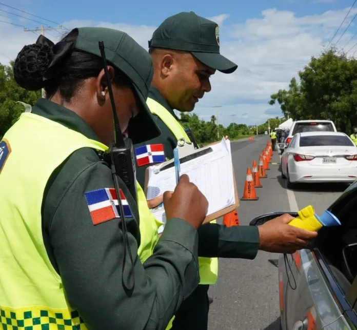 Digesett detiene conductores por alcoholemia positiva