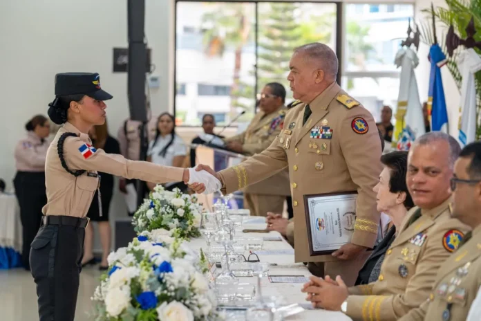 Graduación de 199 agentes del Cesmet.