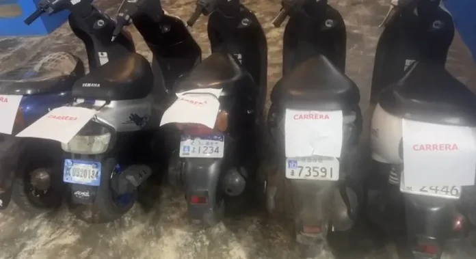 Policía retiene pasolas en carrera clandestina.