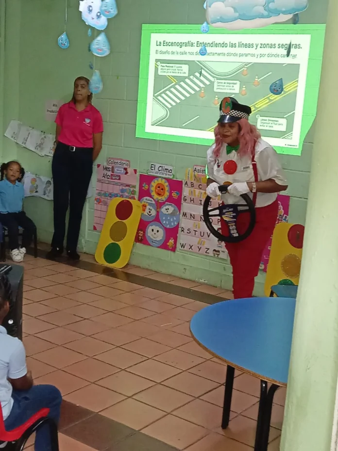 Educación vial para niños en Pestalozzi