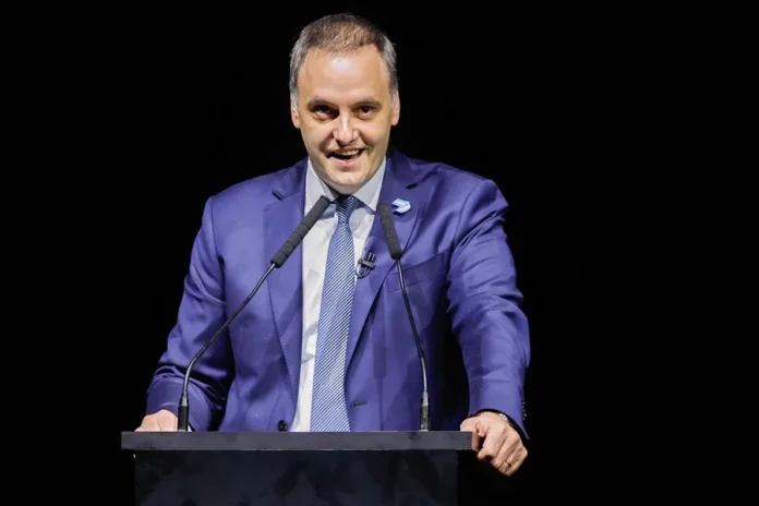Manuel Adorni bajo investigación por criptomonedas