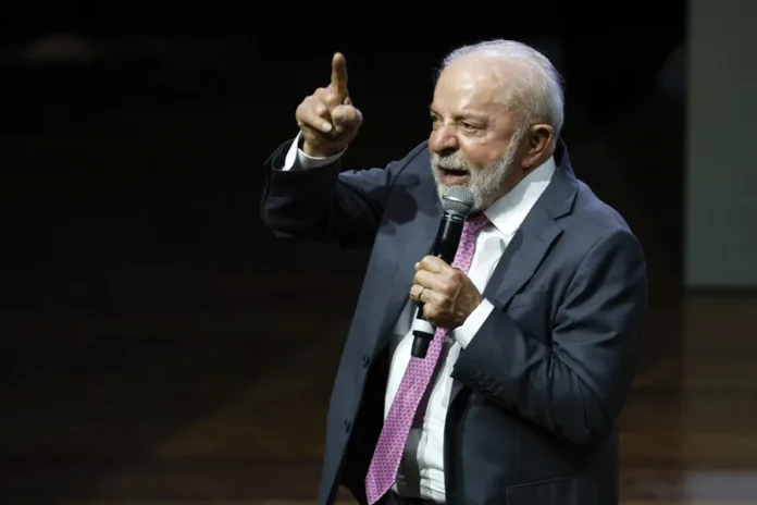 Lula promulga Día de Víctimas de covid-19
