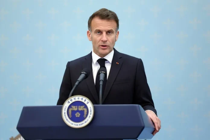 Macron pide reabrir Ormuz sin condiciones.