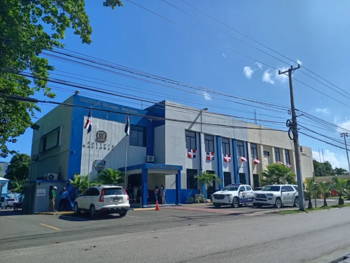Policía busca a hombre armado en Puerto Plata.