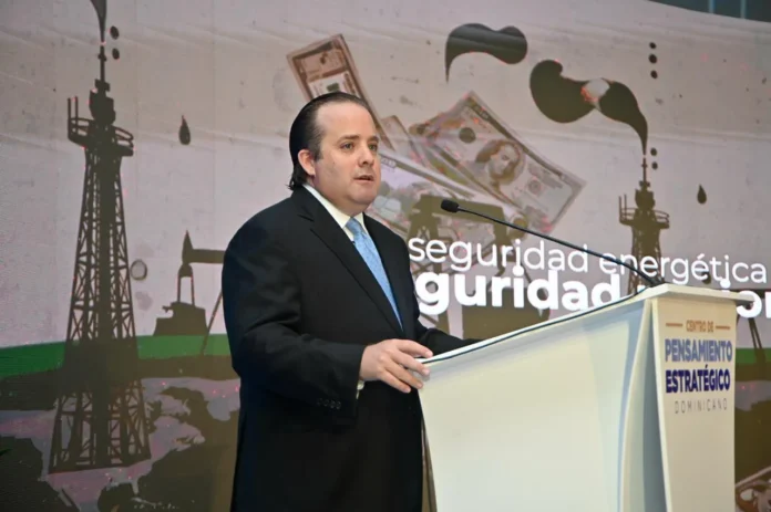 Paliza en el Congreso Internacional de Geopolítica.