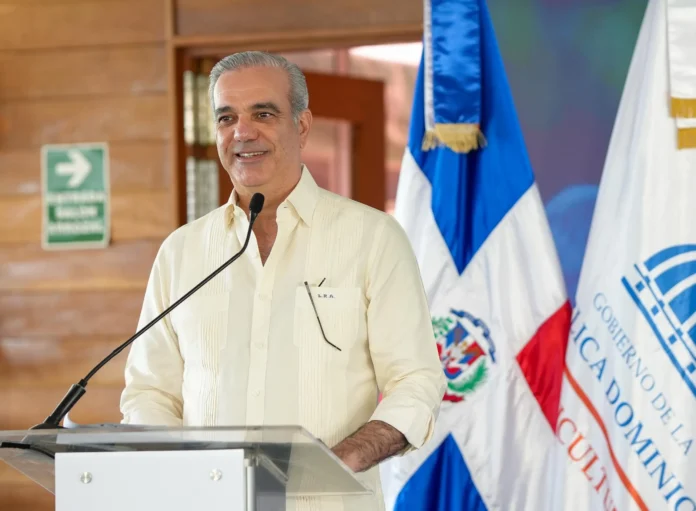 Abinader resalta producción local de alimentos