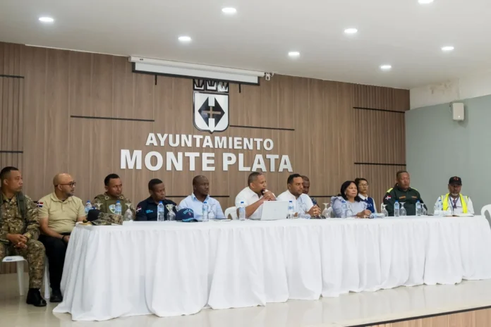 Reunión interinstitucional por la seguridad en Monte Plata