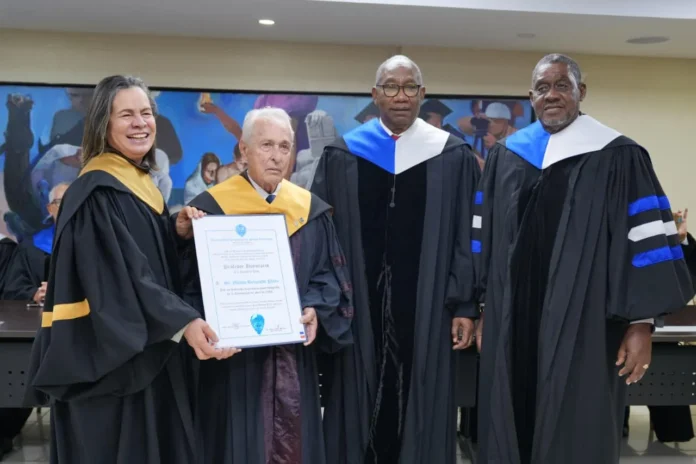 UASD reconoce nuevos Profesores Honorarios 2025