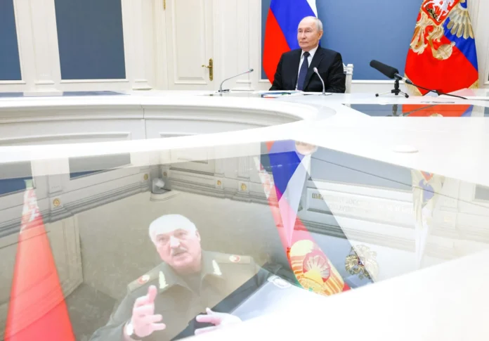 Putin supervisa maniobras nucleares en Bielorrusia.