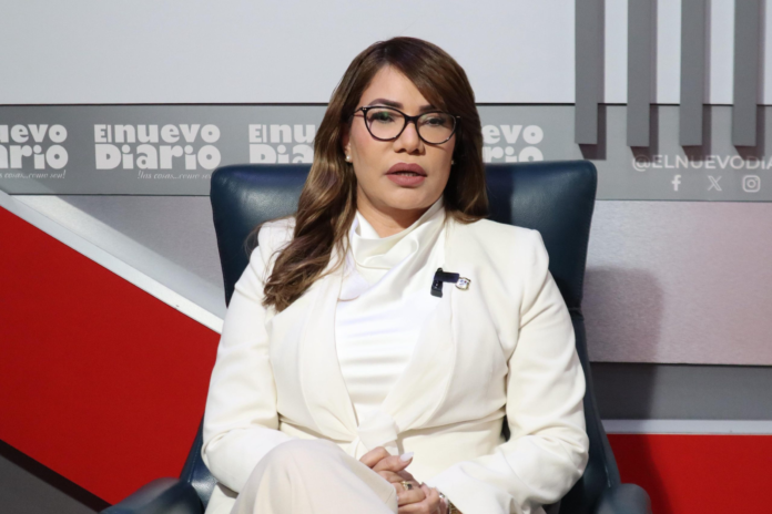 Carmen De La Rosa apoya a Luis Abinader