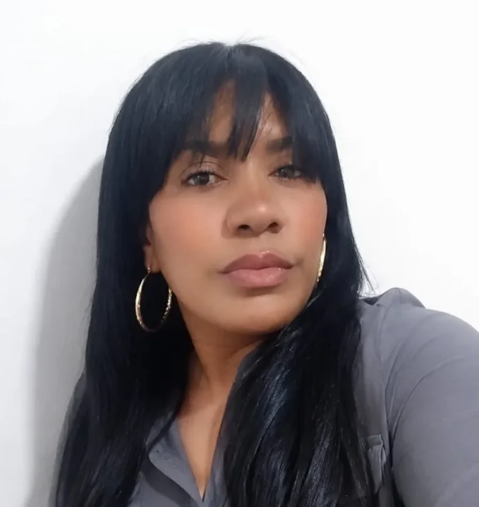 Mujer fallece en accidente de motocicleta.