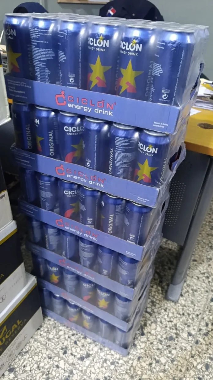 Detención de pareja por bebidas adulteradas.