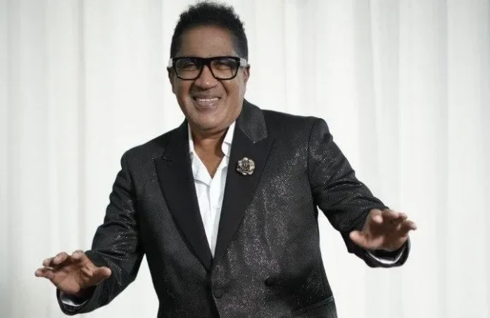 Kinito Méndez interpreta salsa en nuevo álbum