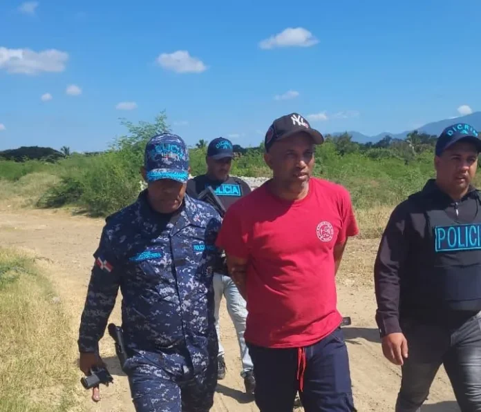 Hombre arrestado por riña en Santiago