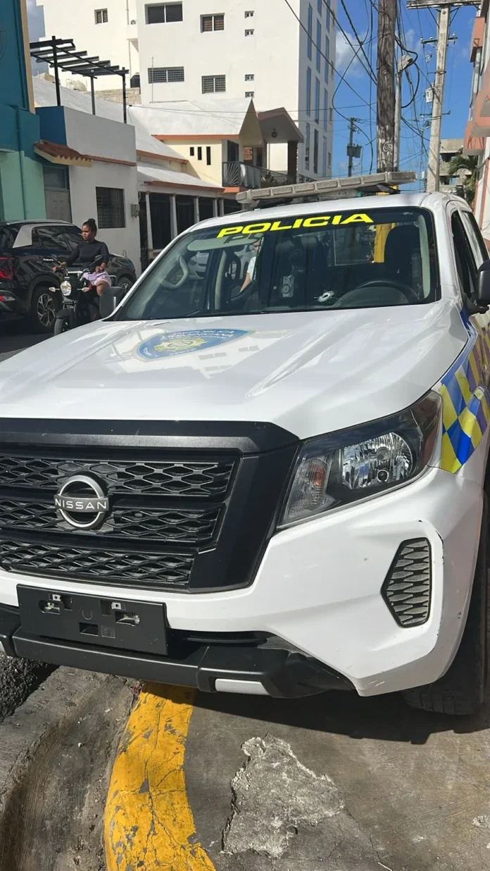 Carlos Ismael Lorenzo Severino se entrega a policía.