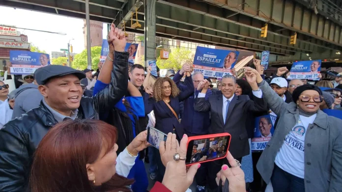 Apoyo comunitario a Adriano Espaillat en el Bronx.