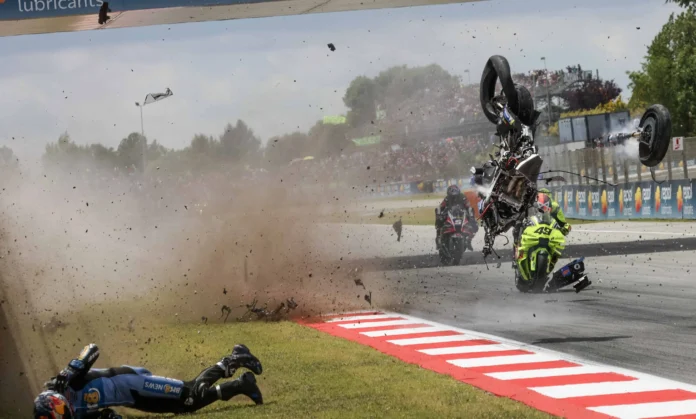 Álex Márquez accidentado en Gran Premio Cataluña