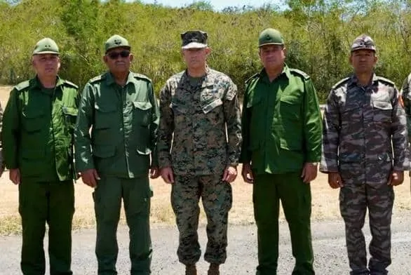 Reunión militar entre EEUU y Cuba en Guantánamo.