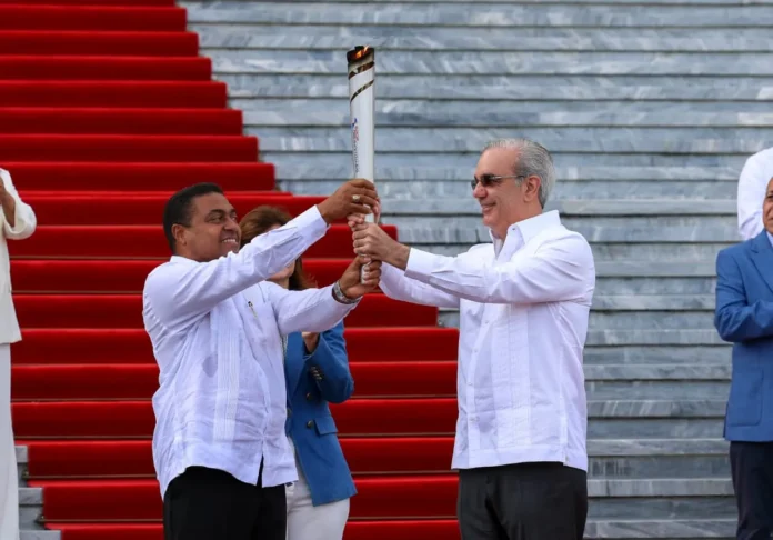 Abinader inaugura ruta antorcha 2026.