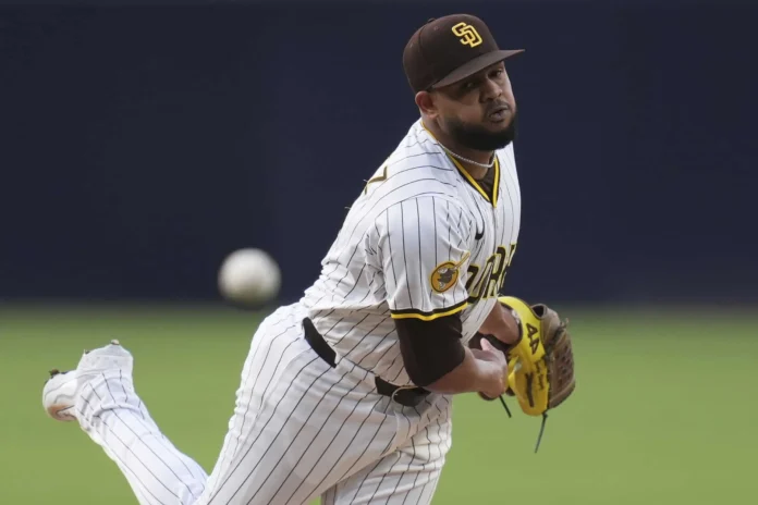 Randy Vásquez lanza seis entradas en blanco