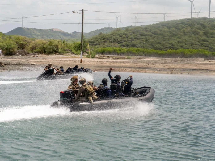 Entrenamientos conjuntos de la Armada Dominicana.