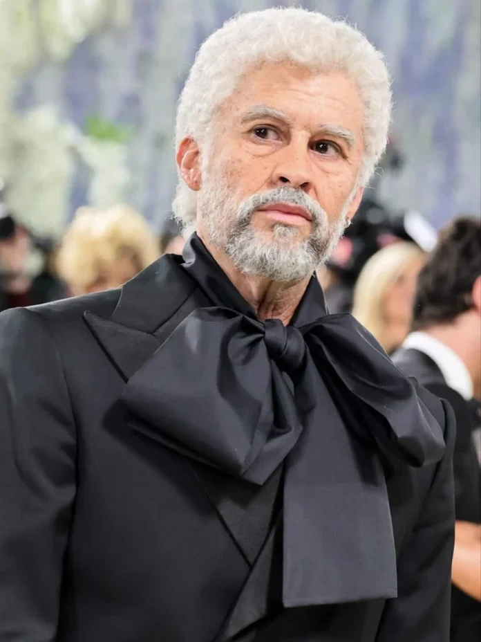 Bad Bunny homenajea a Johnny Pacheco en Met Gala.