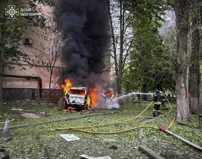 Rusia exige retiro de tropas ucranianas.
