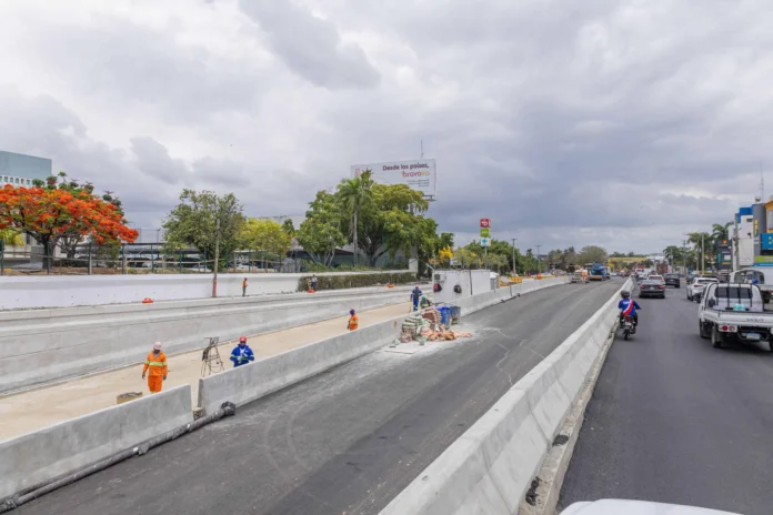 Construcción del túnel Luperón-27 de Febrero.