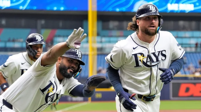 Victoria de los Rays con Vilade y Martínez