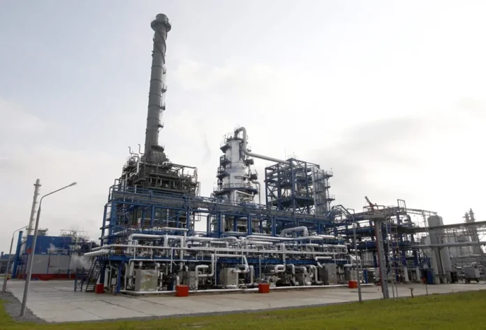 Subida del petróleo Brent por negociaciones