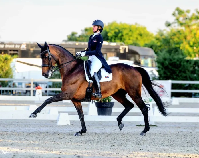 Yvonne Losos de Muñiz en Grand Prix CDI3*