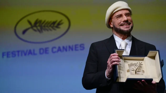 John Travolta recibe Palma de Oro en Cannes