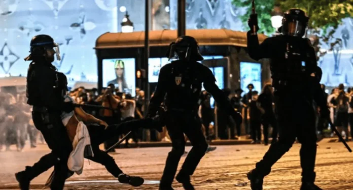 Celebraciones del PSG con disturbios y detenciones