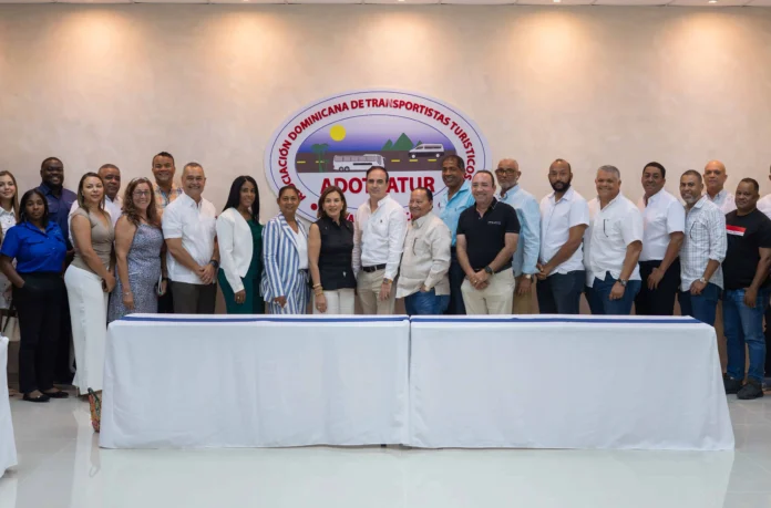 Alianza educativa entre CCR y Adotratur.