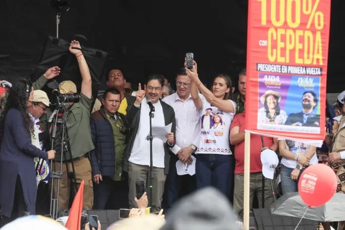 Iván Cepeda vota en elecciones presidenciales 2023