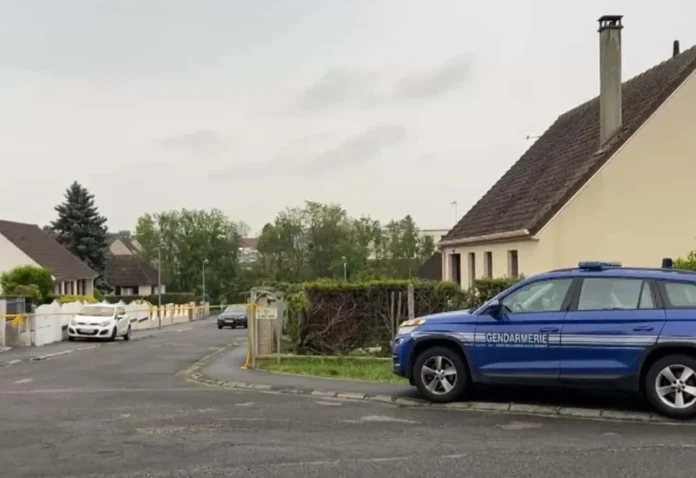 Asesinato de adolescente conmociona a Francia.