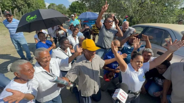 Comunidades de Dajabón exigen reparación de vías.
