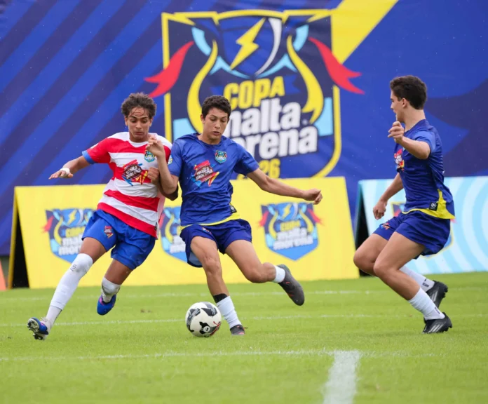 Copa Malta Morena de fútbol en Santiago