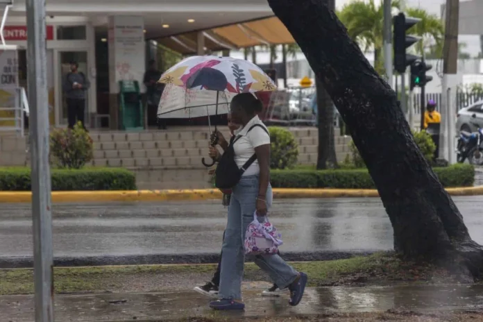 Alerta por lluvias intensas en provincias.