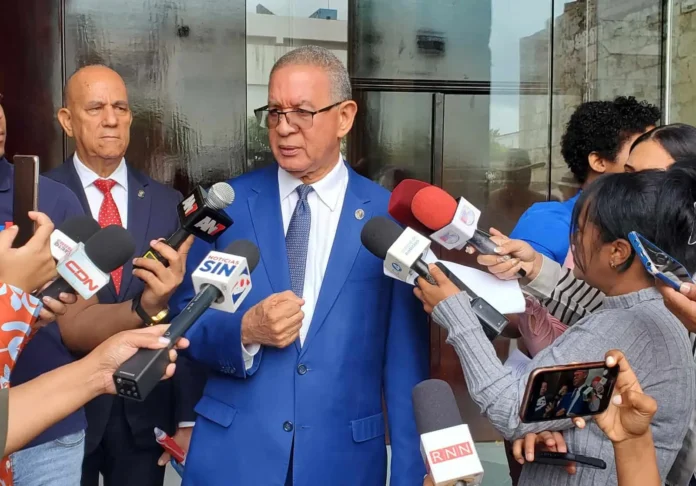 Instituto Duartiano critica acuerdo de deportaciones.