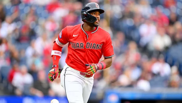 Ángel Martínez y Gavin Sheets premiados MLB