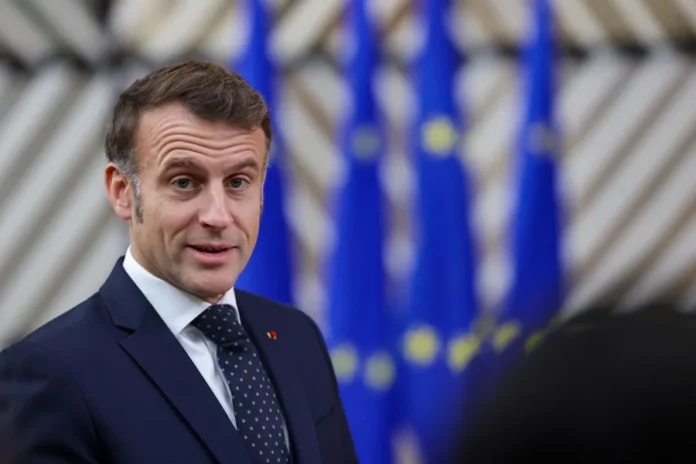 Macron celebra victoria del PSG en Budapest.