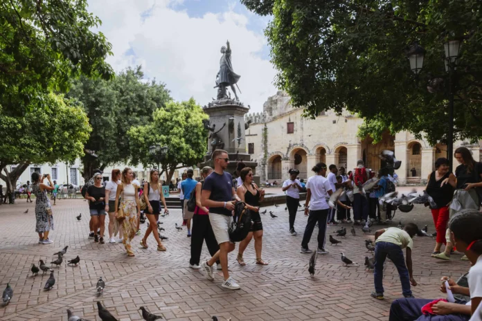 Proyección de ingresos turísticos en RD