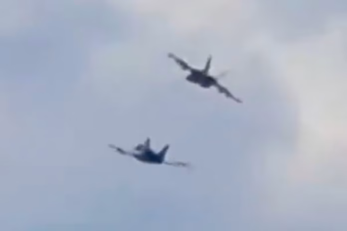 Choque de aviones militares en Idaho.