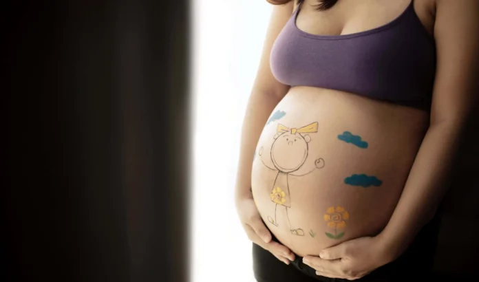 Nacimientos de niñas menores de 15 años.