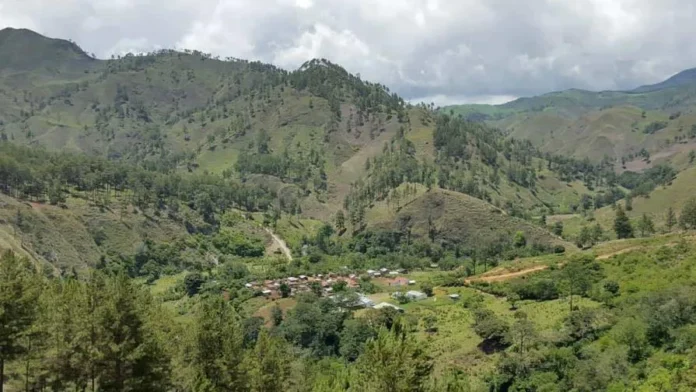 Abinader detiene proyecto minero en San Juan