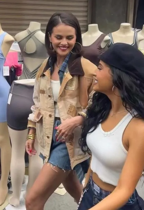 Selena Gomez y Becky G en Los Ángeles