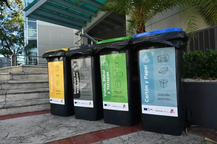 Expertas analizan gestión de residuos en RD